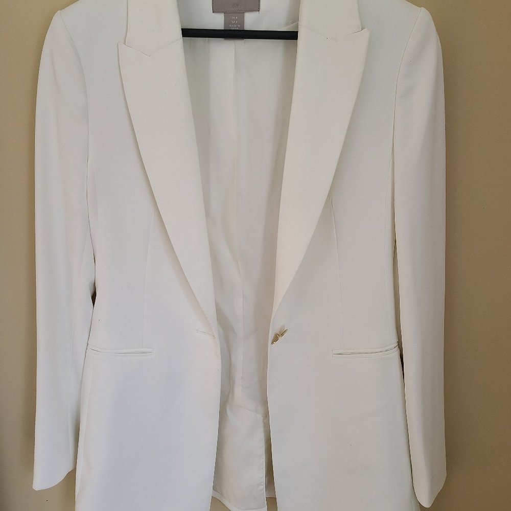 White blazer H&M size 4